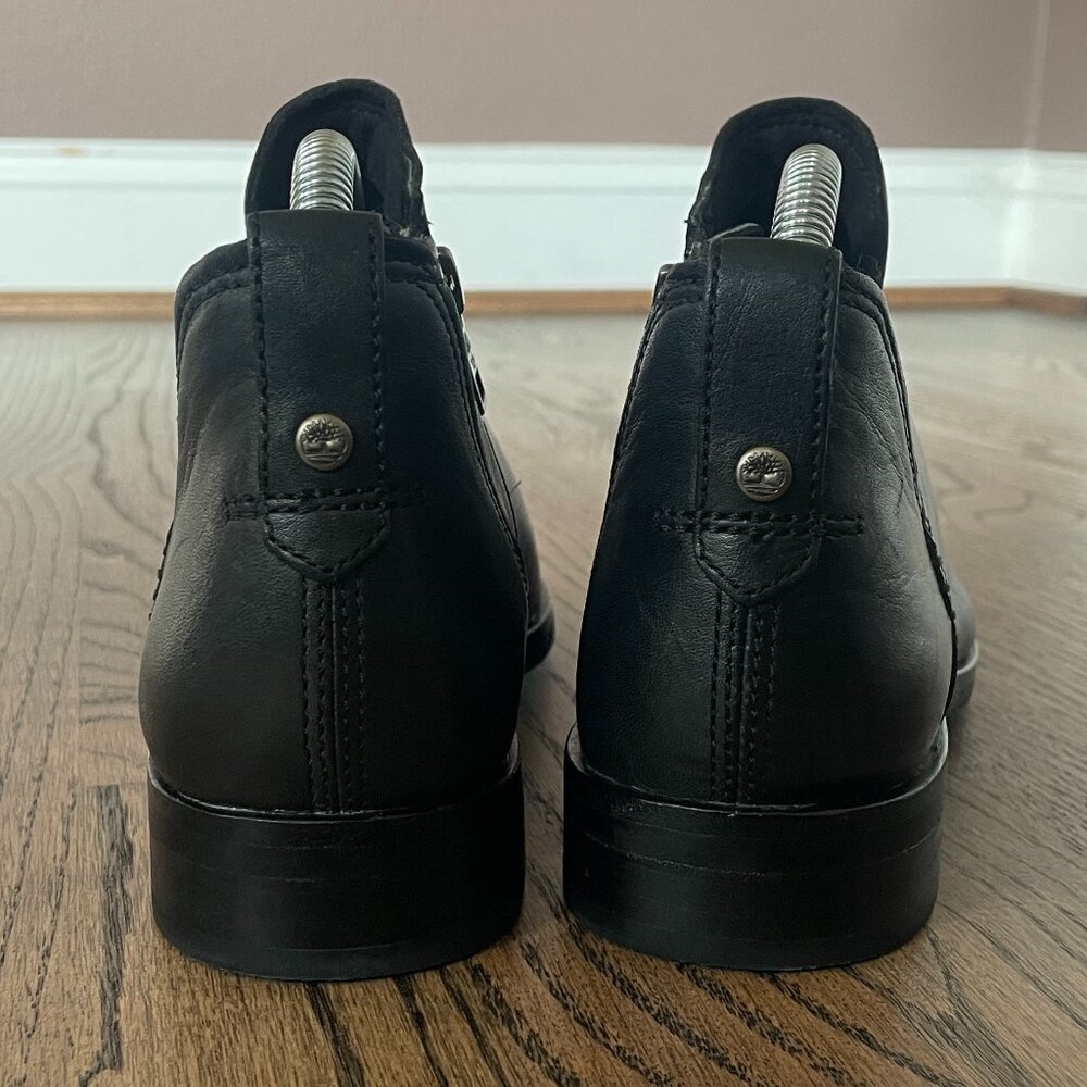 NWOT Timberland Black Leather Booties with Zip Size 7 - Picture 4 of 9